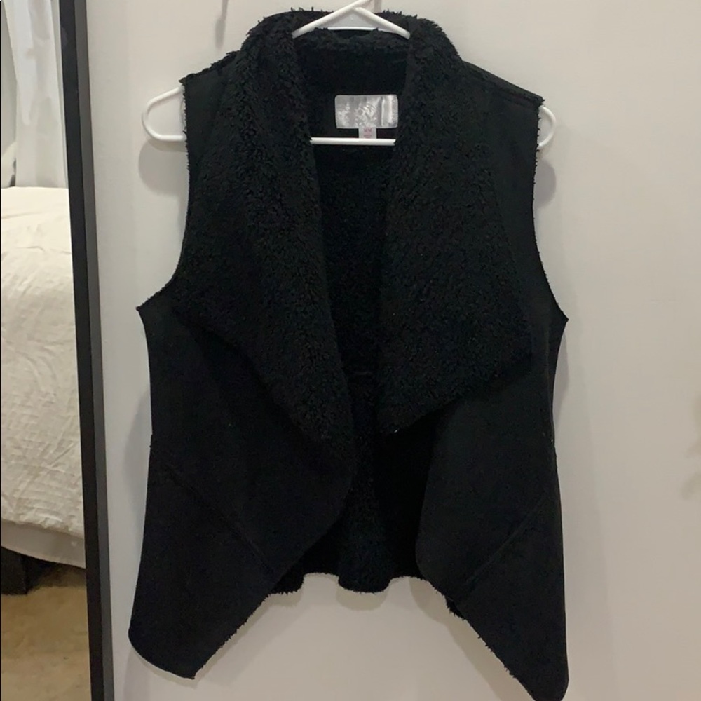 Black teddy vest